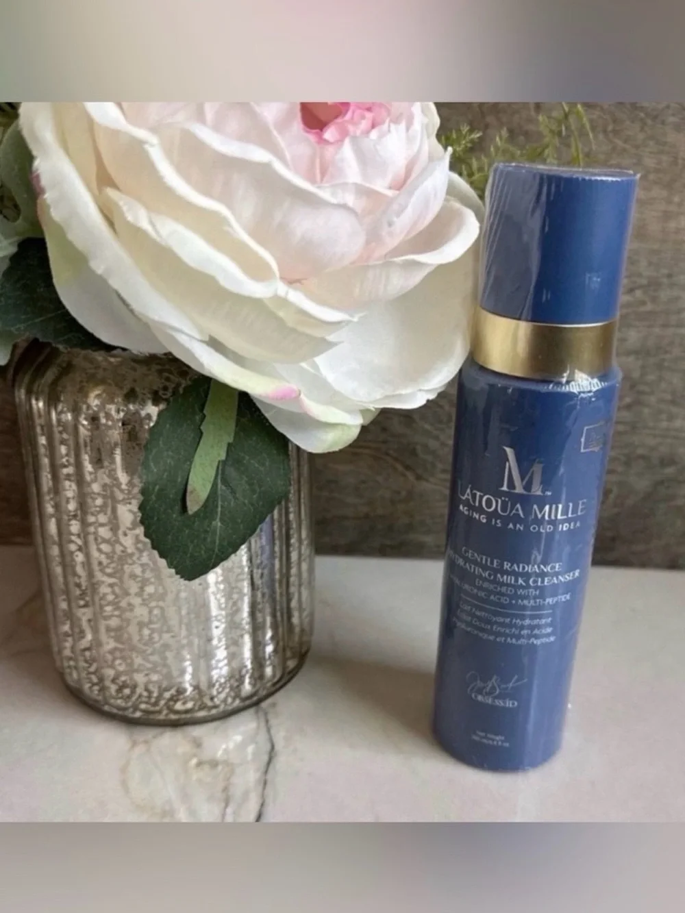 Latoua Mille Radiance Hydrating Milk Cleanser W/Hyaluronic Acid ~ Retails $200